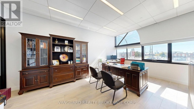 2-4, 201-203 - 4040 STEELES AVENUE, Vaughan (Steeles West Industrial), Ontario, L4L4Y5