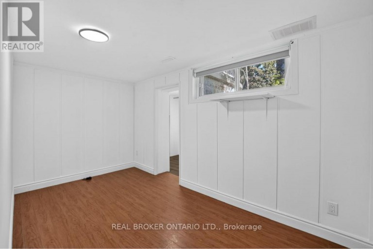 1024 ROOSEVELT ROAD, Mississauga (Lakeview), Ontario, L5G3Y8