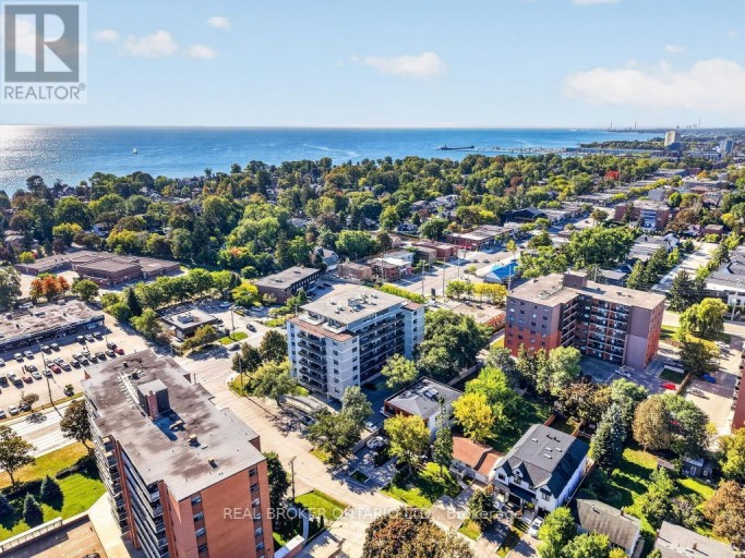 1024 ROOSEVELT ROAD, Mississauga (Lakeview), Ontario, L5G3Y8