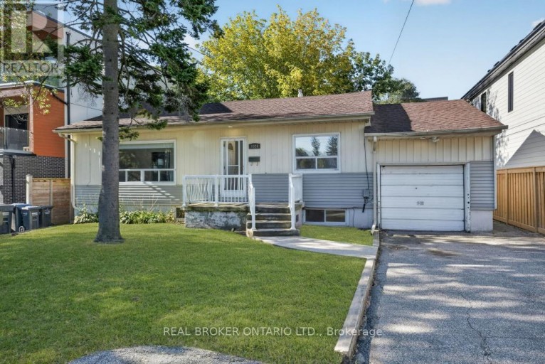1024 ROOSEVELT ROAD, Mississauga (Lakeview), Ontario, L5G3Y8