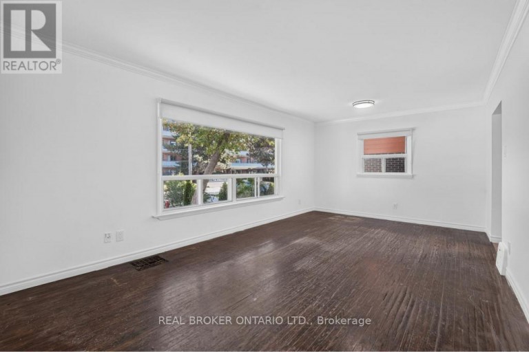 1024 ROOSEVELT ROAD, Mississauga (Lakeview), Ontario, L5G3Y8
