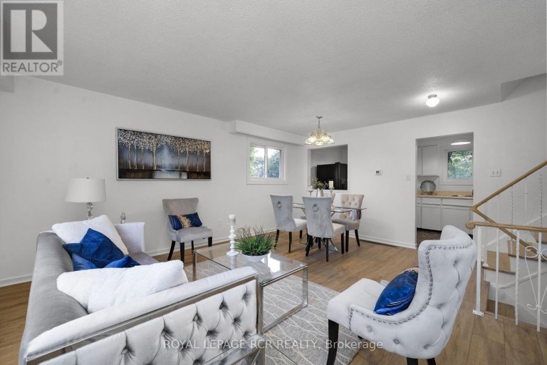 48 ESPLANADE ROAD, Brampton (Southgate), Ontario, L6T2C8