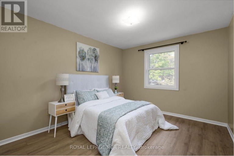 48 ESPLANADE ROAD, Brampton (Southgate), Ontario, L6T2C8
