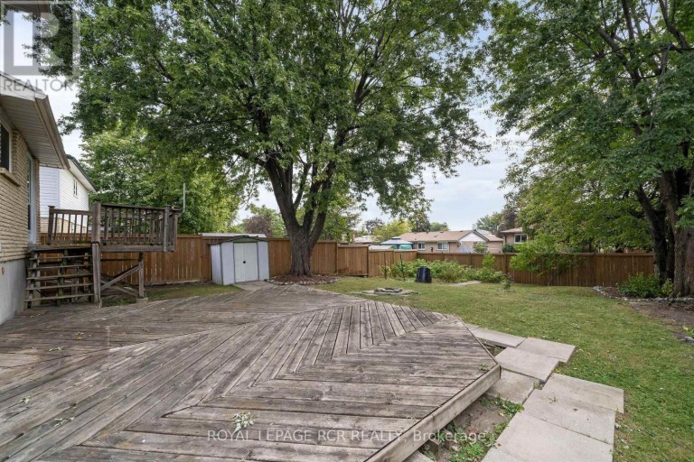48 ESPLANADE ROAD, Brampton (Southgate), Ontario, L6T2C8