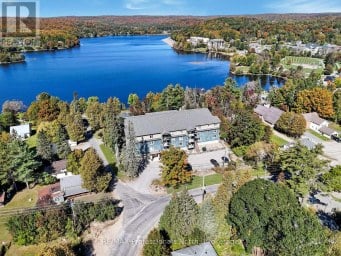 307 - 4 LAKE AVENUE Dysart et al (Dysart) Ontario photo 1