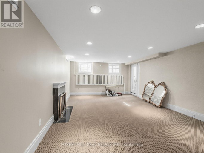 9 ORMSBY CRESCENT, Toronto (Forest Hill South), Ontario, M5P2V2