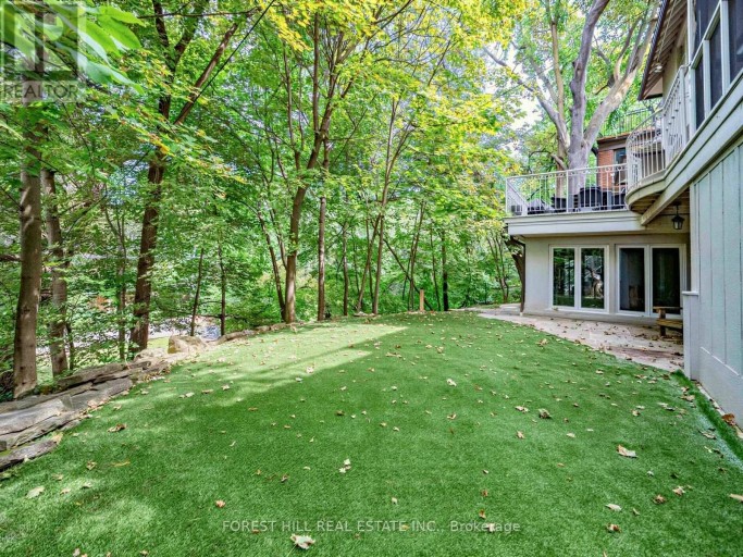 9 ORMSBY CRESCENT, Toronto (Forest Hill South), Ontario, M5P2V2