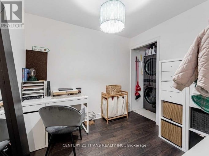 115 - 684 WARDEN AVENUE, Toronto (Clairlea-Birchmount), Ontario, M1L4W4