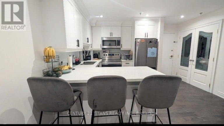 115 - 684 WARDEN AVENUE, Toronto (Clairlea-Birchmount), Ontario, M1L4W4
