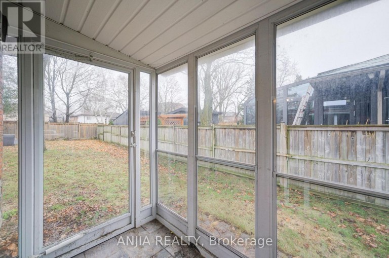 27 JONQUIL CRESCENT, Markham (Bullock), Ontario, L3P1T3