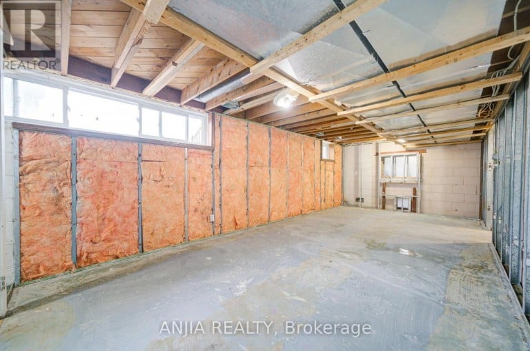 27 JONQUIL CRESCENT, Markham (Bullock), Ontario, L3P1T3