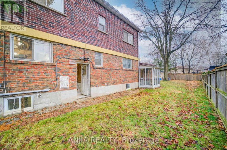 27 JONQUIL CRESCENT, Markham (Bullock), Ontario, L3P1T3