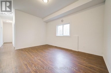 27 JONQUIL CRESCENT Markham (Bullock) Ontario photo 4
