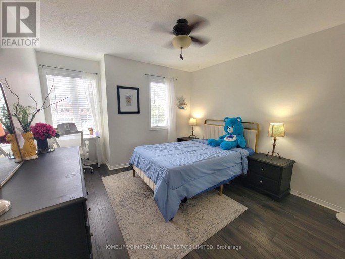 256 MCBRIDE CRESCENT, Newmarket (Summerhill Estates), Ontario, L3X2W4