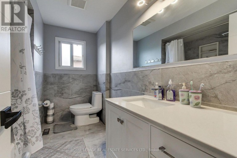190 BENJAMIN BOAKE TRAIL, Toronto (York University Heights), Ontario, M3J3C4