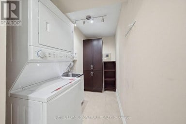 1401 - 5 LISA STREET Brampton (Queen Street Corridor) Ontario photo 16