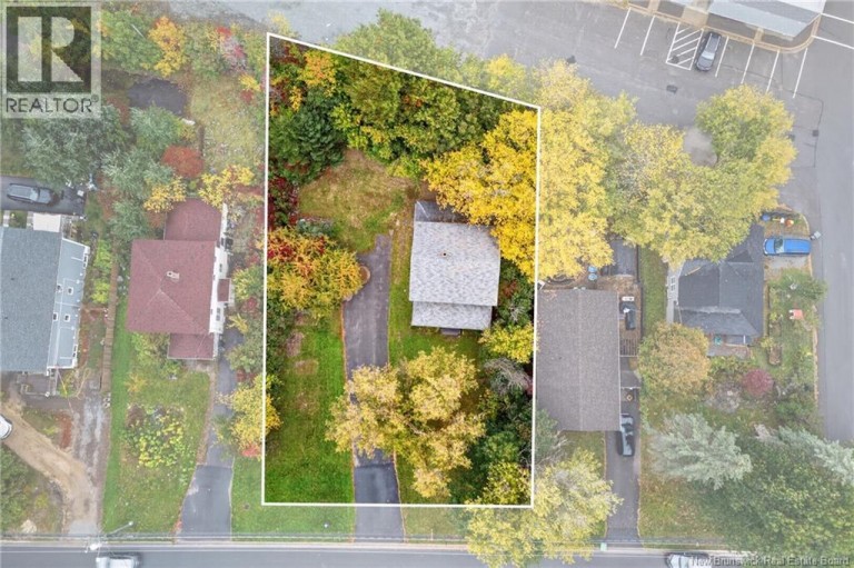 877 Barker Street, Fredericton, New Brunswick, E3A3K4