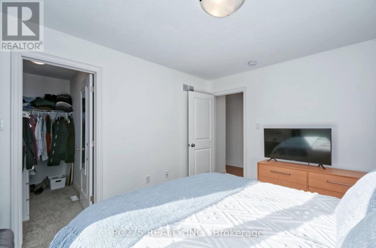 16 PEREGRINE AVENUE, Middlesex Centre (Kilworth), Ontario, N0L1R0