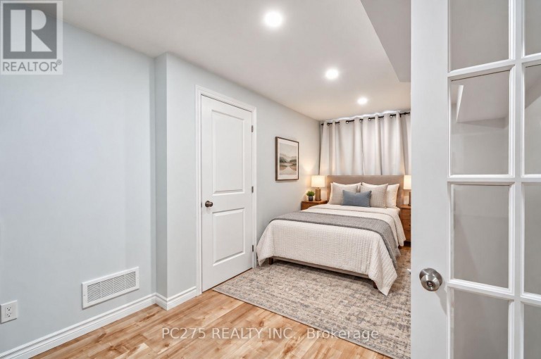 16 PEREGRINE AVENUE, Middlesex Centre (Kilworth), Ontario, N0L1R0