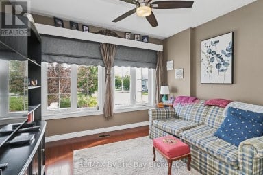 8 MIDDLEPORT DRIVE Wasaga Beach Ontario photo 15