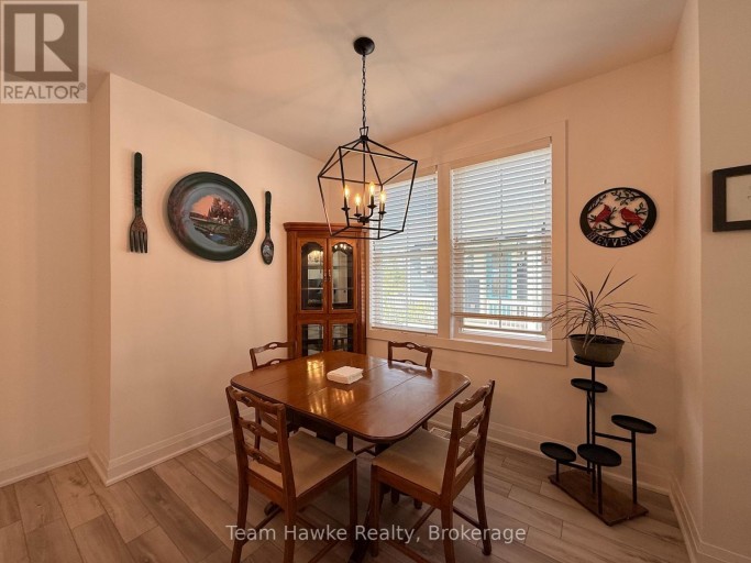 10 SAMANTHA LANE, Midland, Ontario, L4R0H4