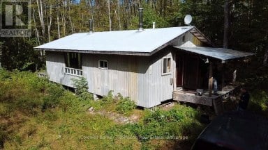 0 BUTT TOWNSHIP Kearney Ontario photo 2