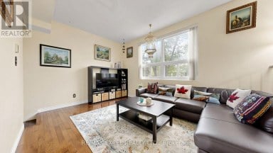 110 COURVILLE COACH WAY Toronto (Pleasant View) Ontario photo 2