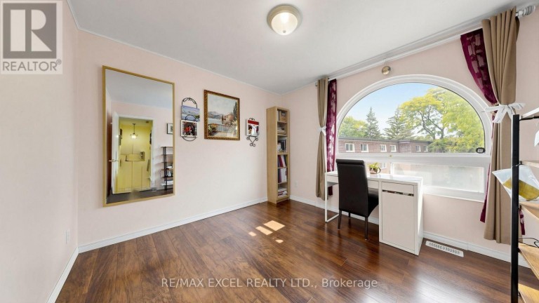 110 COURVILLE COACH WAY, Toronto (Pleasant View), Ontario, M2J3V7