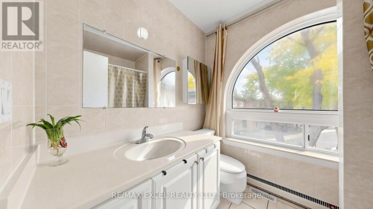 110 COURVILLE COACH WAY, Toronto (Pleasant View), Ontario, M2J3V7