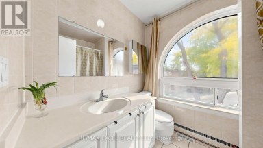 110 COURVILLE COACH WAY Toronto (Pleasant View) Ontario photo 31