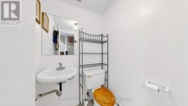 110 COURVILLE COACH WAY Toronto (Pleasant View) Ontario photo 35