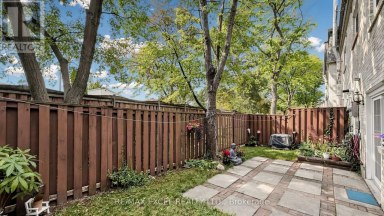 110 COURVILLE COACH WAY Toronto (Pleasant View) Ontario photo 39