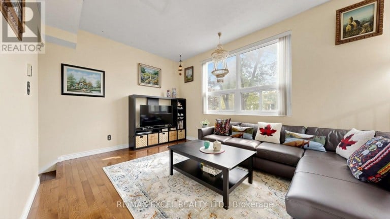 110 COURVILLE COACH WAY, Toronto (Pleasant View), Ontario, M2J3V7