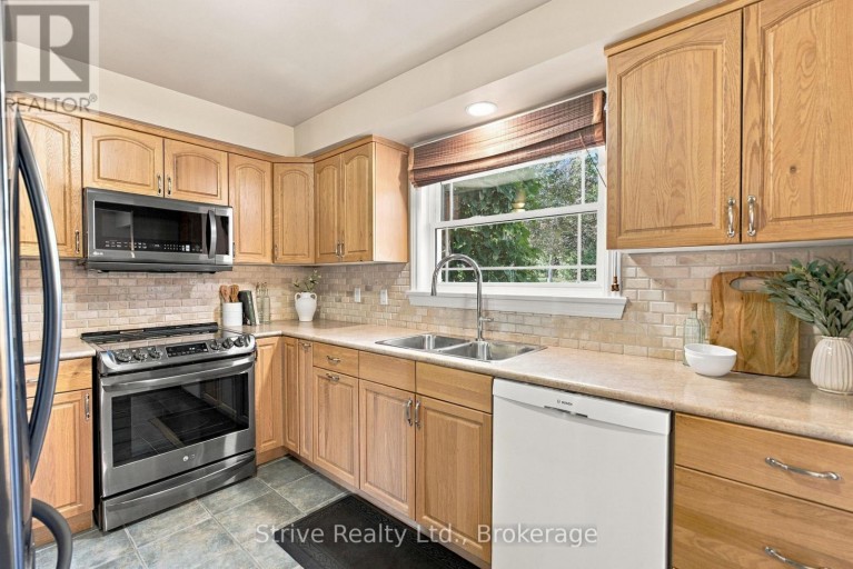6 LENORE AVENUE, Cobourg, Ontario, K9A4Y2