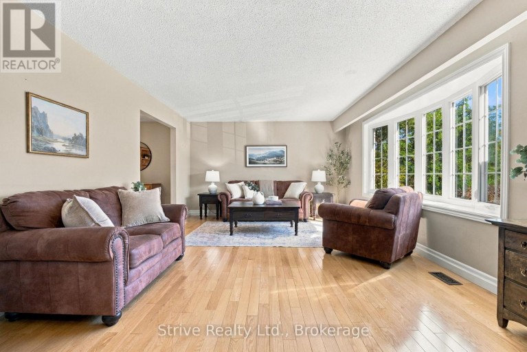 6 LENORE AVENUE, Cobourg, Ontario, K9A4Y2