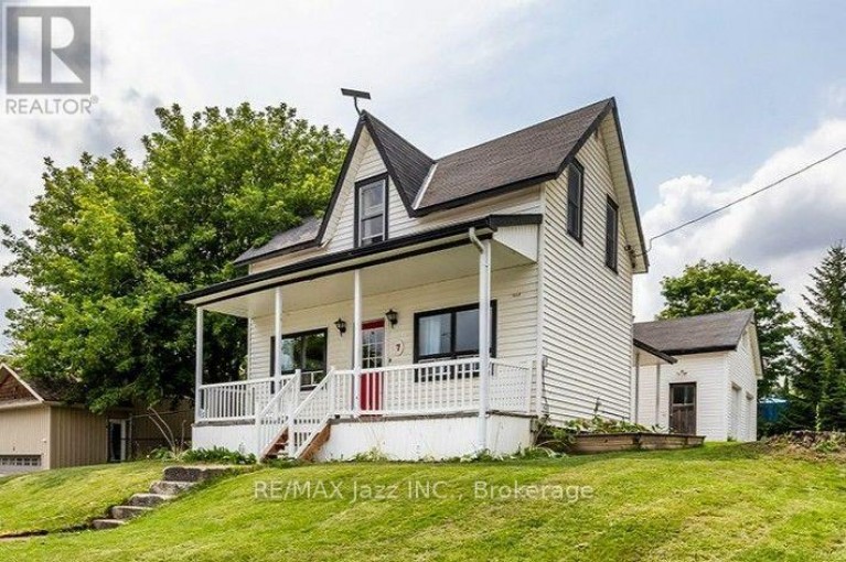 7 UNION STREET, Cavan Monaghan (Millbrook Village), Ontario, L0A1G0