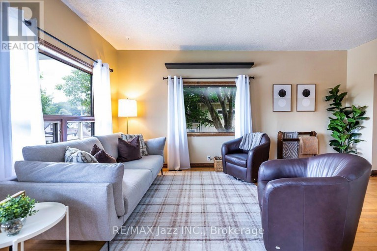 7 UNION STREET, Cavan Monaghan (Millbrook Village), Ontario, L0A1G0