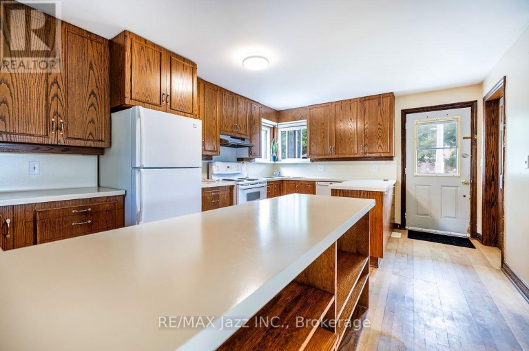 7 UNION STREET, Cavan Monaghan (Millbrook Village), Ontario, L0A1G0