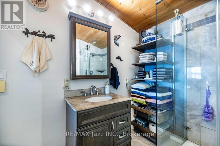 923 SILVER LEAF DRIVE, Otonabee-South Monaghan, Ontario, K0L1B0