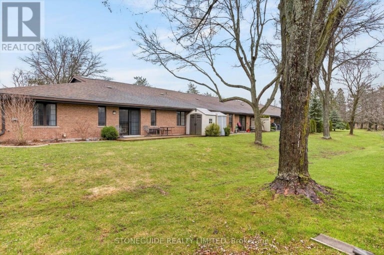10 - 21 PADDOCK WOOD, Peterborough (Ashburnham Ward 4), Ontario, K9H7H2