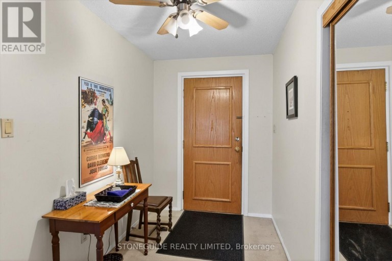 10 - 21 PADDOCK WOOD, Peterborough (Ashburnham Ward 4), Ontario, K9H7H2