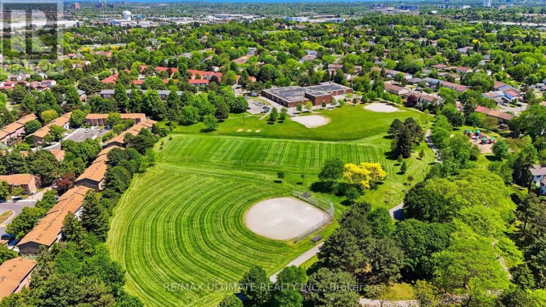 17 QUANTRELL TRAIL, Toronto (Malvern), Ontario, M1B1L7