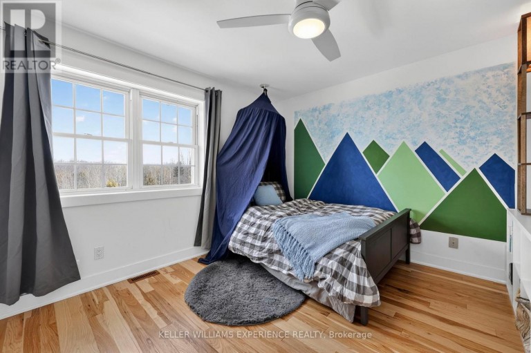 2 ALGONQUIN HEIGHTS COURT, Essa (Thornton), Ontario, L0L2N0