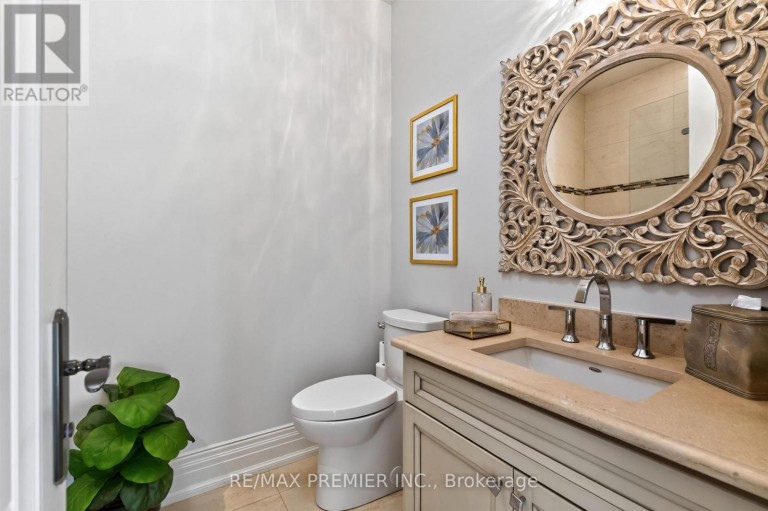 243 RUMBLE AVENUE, Richmond Hill (Mill Pond), Ontario, L4C4G5