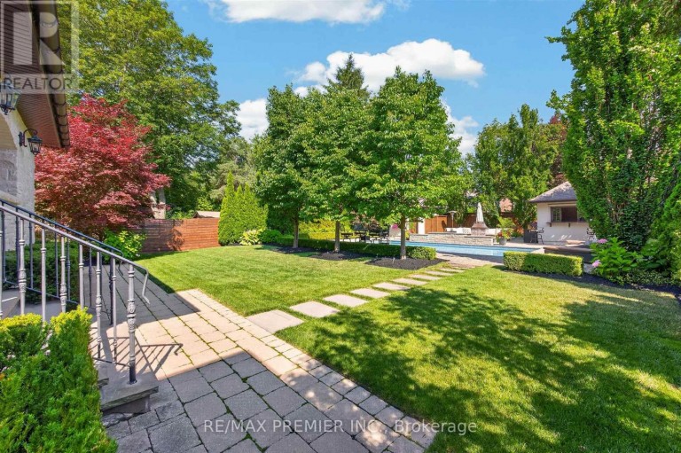 243 RUMBLE AVENUE, Richmond Hill (Mill Pond), Ontario, L4C4G5