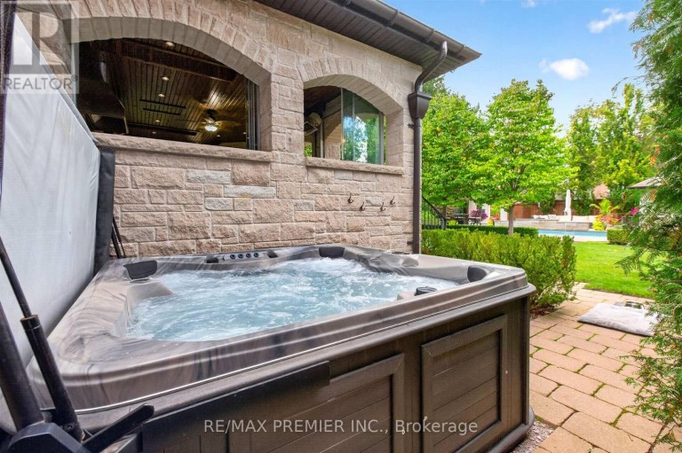 243 RUMBLE AVENUE, Richmond Hill (Mill Pond), Ontario, L4C4G5