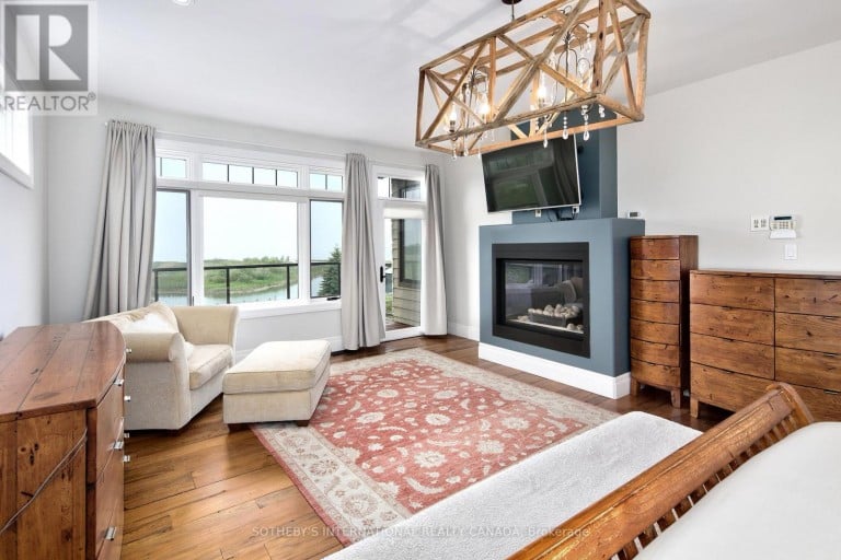 156 BARTLETT BOULEVARD, Collingwood, Ontario, L9Y5C9