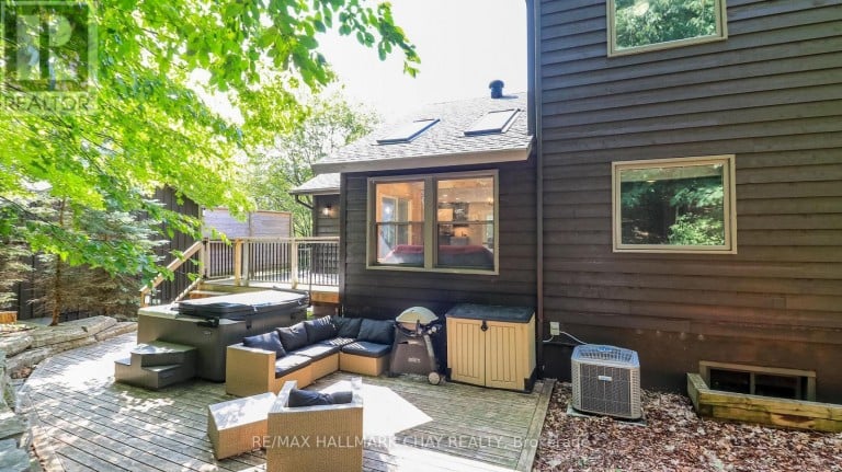 46 PINE RIDGE TRAIL, Oro-Medonte (Horseshoe Valley), Ontario, L4M4Y8