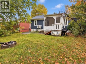 375 St Anne Bathurst New Brunswick photo 30