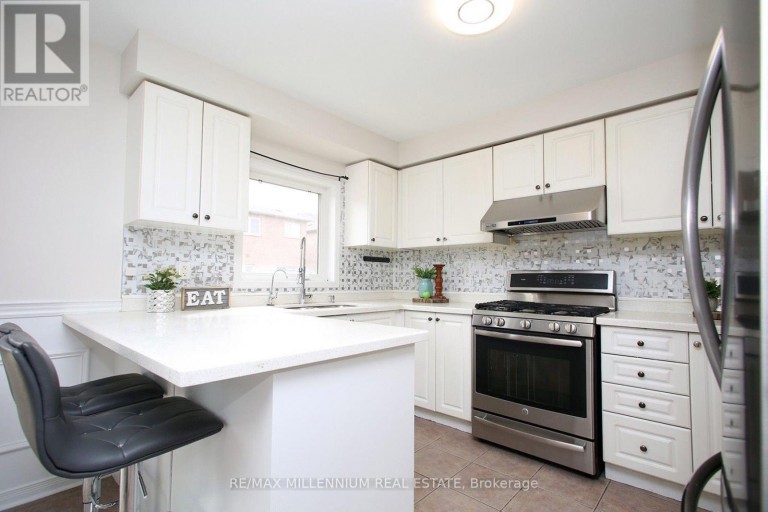19 TANASI ROAD, Brampton (Credit Valley), Ontario, L6X0K3